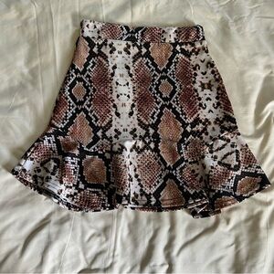 Pretty Little Thing Snake Print Skirt Size Small